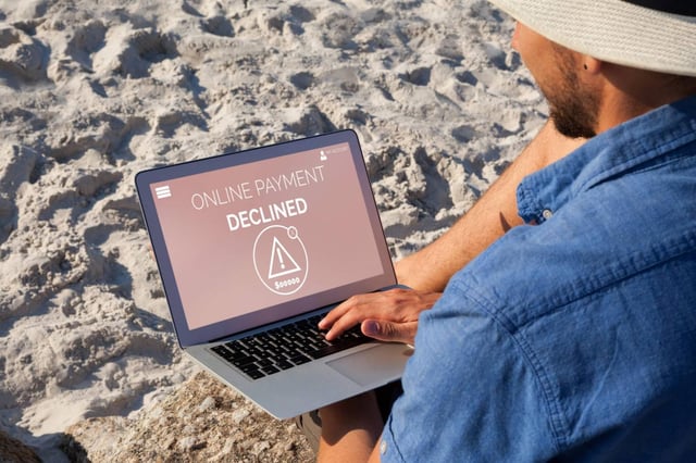 Online Payment Declined Text Displayed On A Laptop